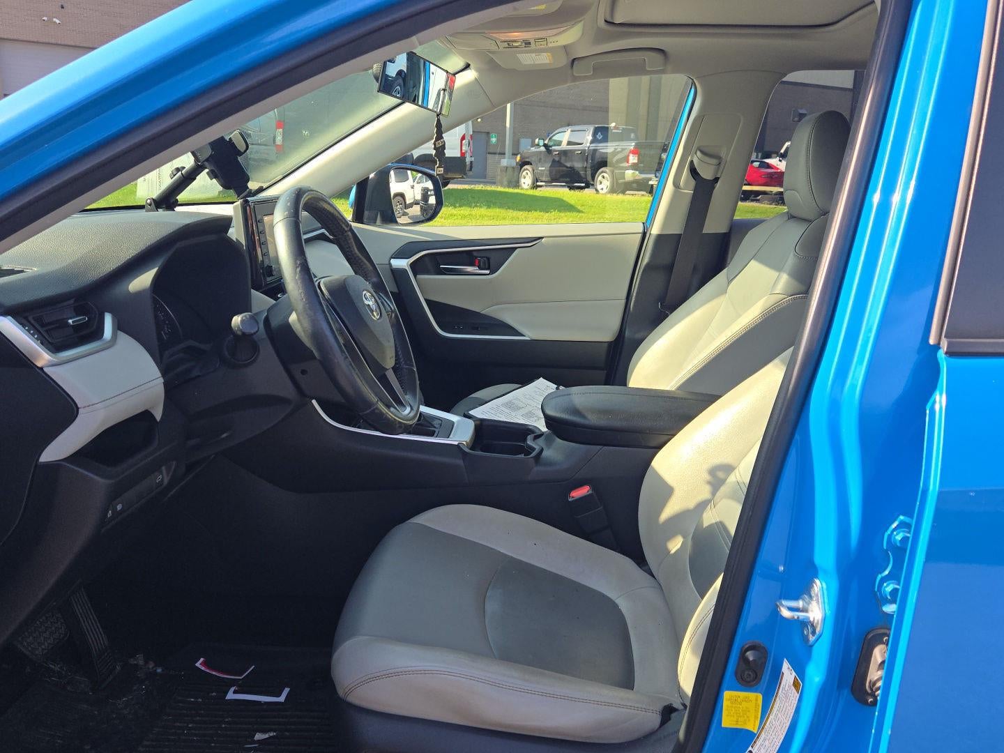 2019 Toyota RAV4 XLE Premium