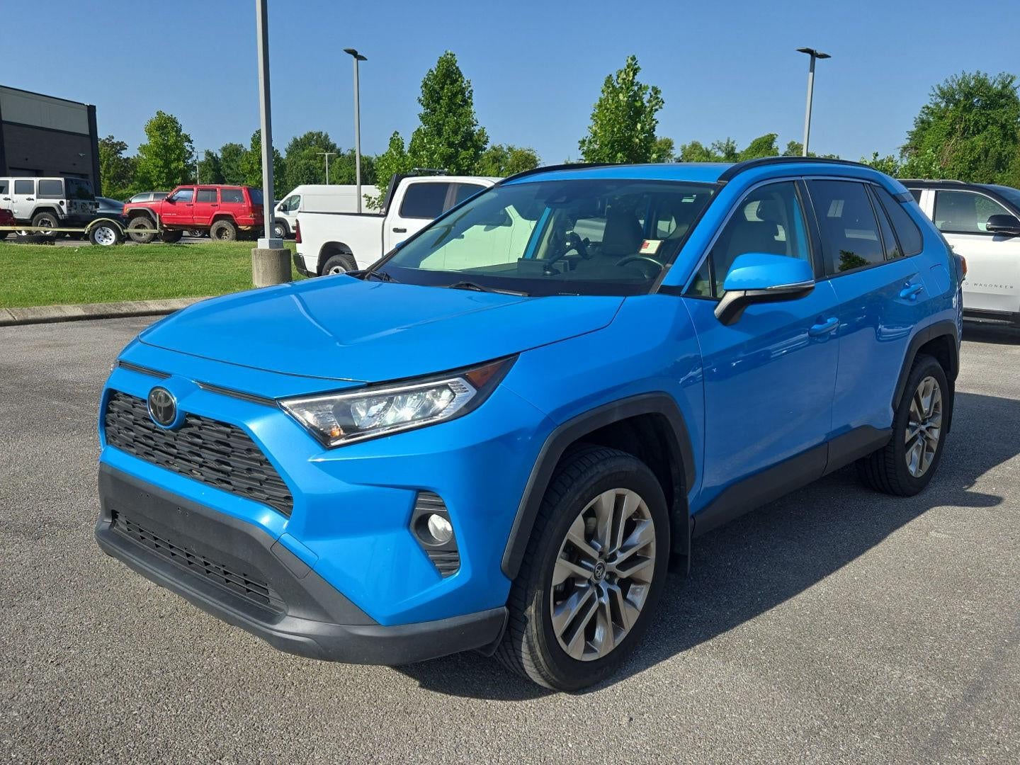 2019 Toyota RAV4 XLE Premium