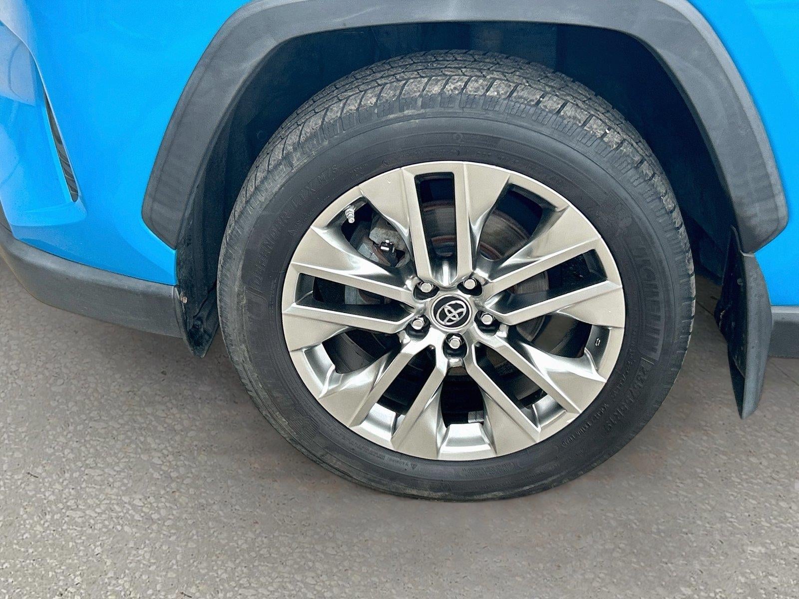 2019 Toyota RAV4 XLE Premium