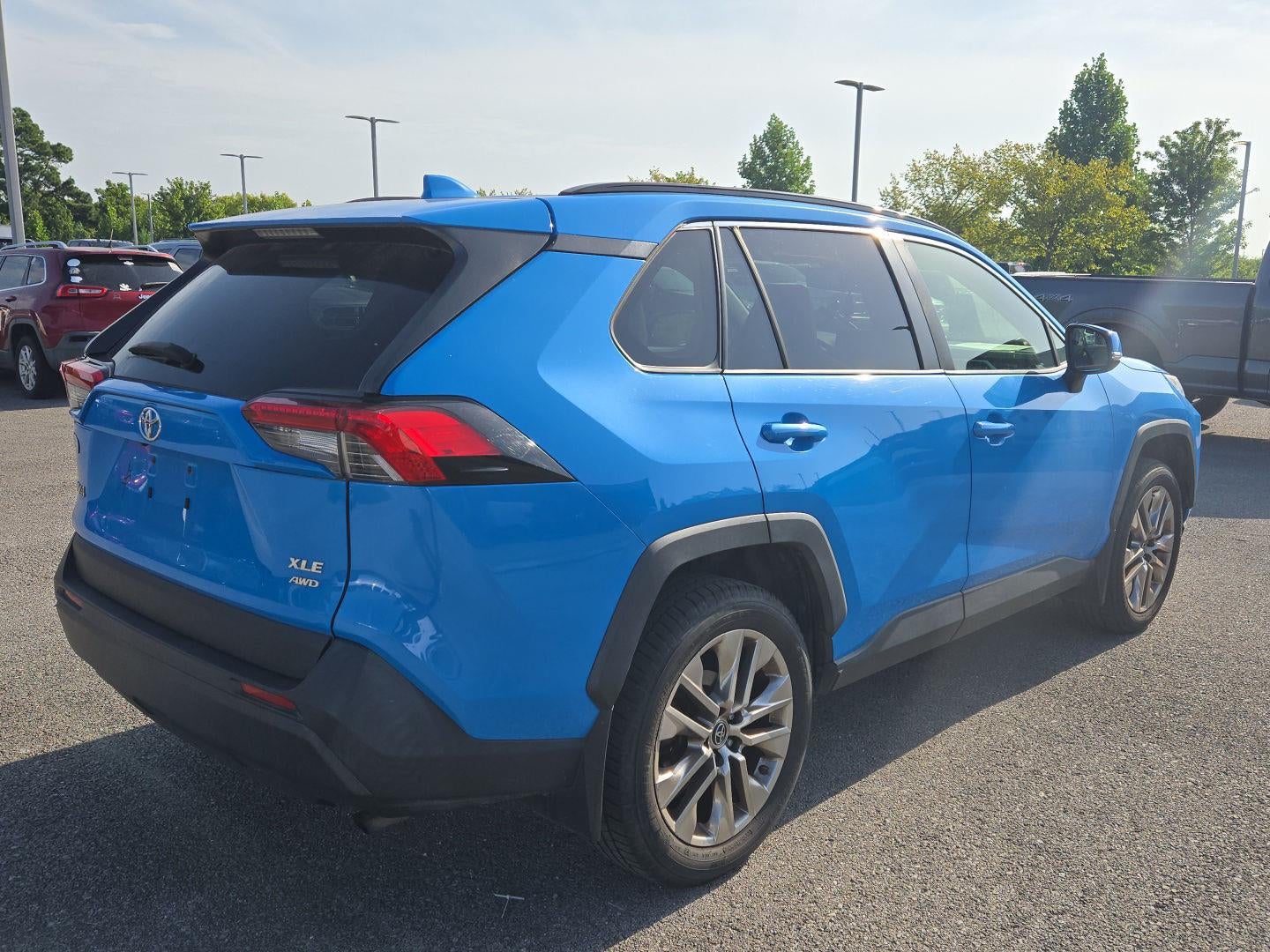 2019 Toyota RAV4 XLE Premium