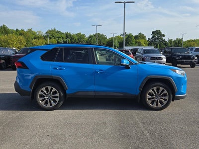 2019 Toyota RAV4 XLE Premium