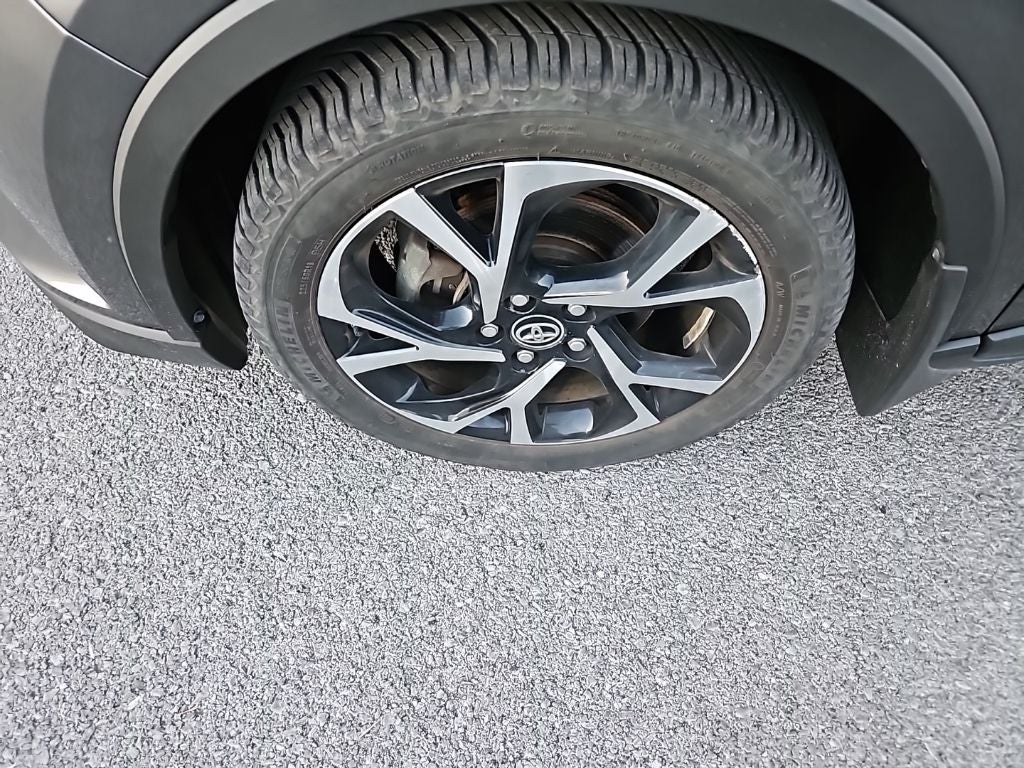 2018 Toyota C-HR XLE