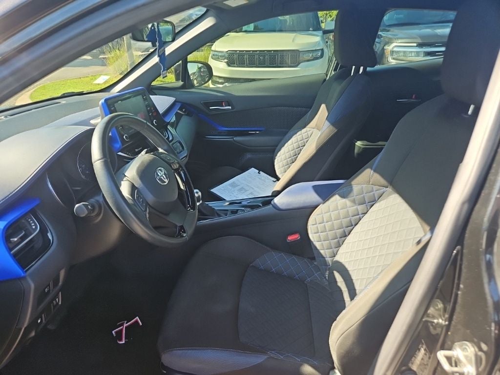 2021 Toyota C-HR XLE
