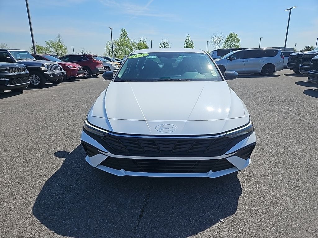 2025 Hyundai Elantra SEL Sport