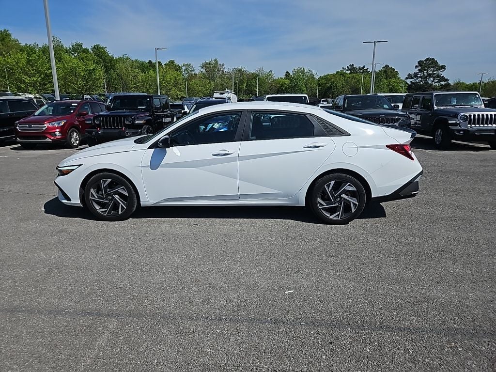 2025 Hyundai Elantra SEL Sport