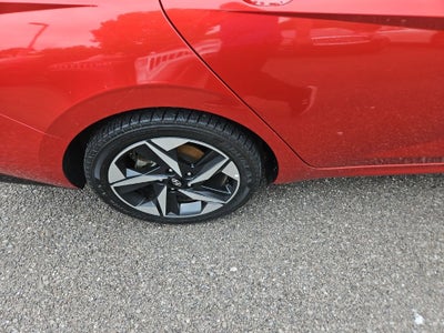 2022 Hyundai Elantra Limited