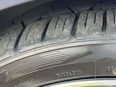 2023 Genesis G70 2.0T RWD