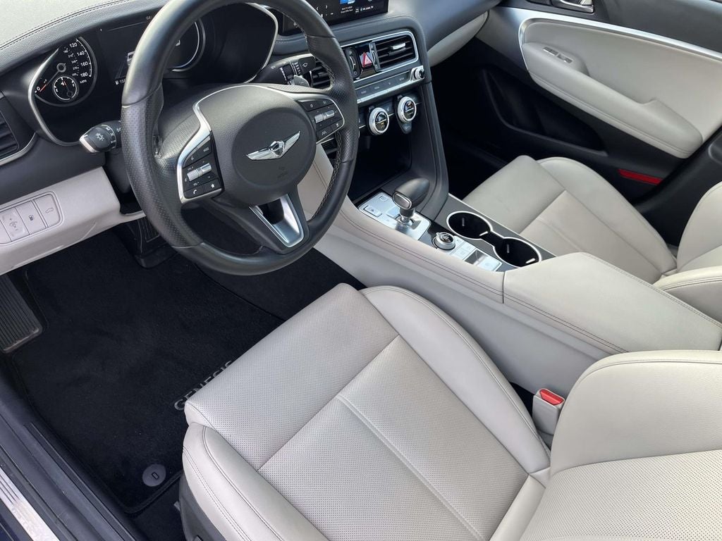 2023 Genesis G70 2.0T RWD