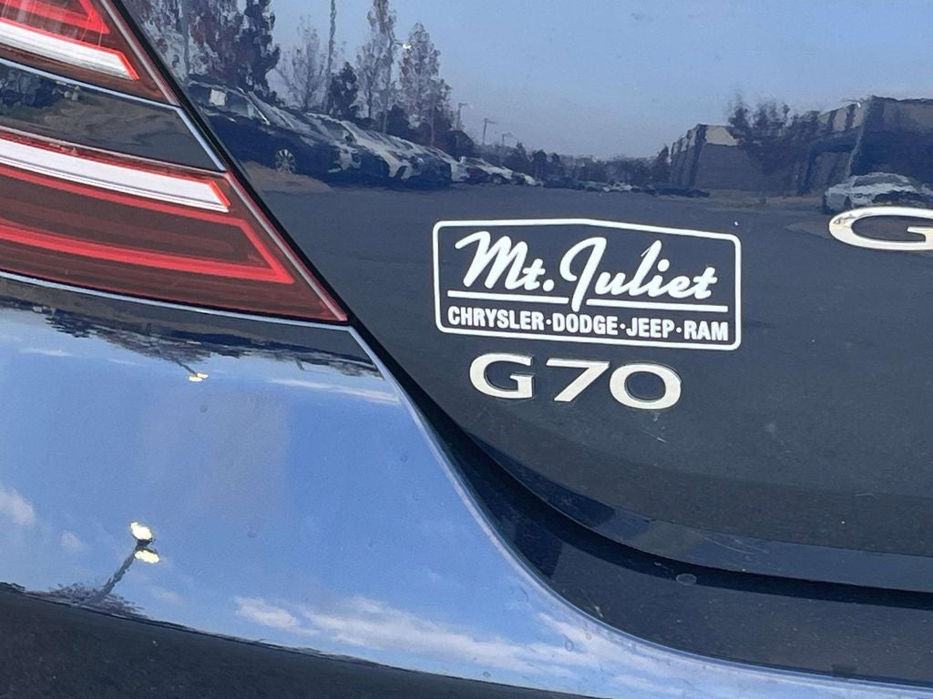 2023 Genesis G70 2.0T RWD