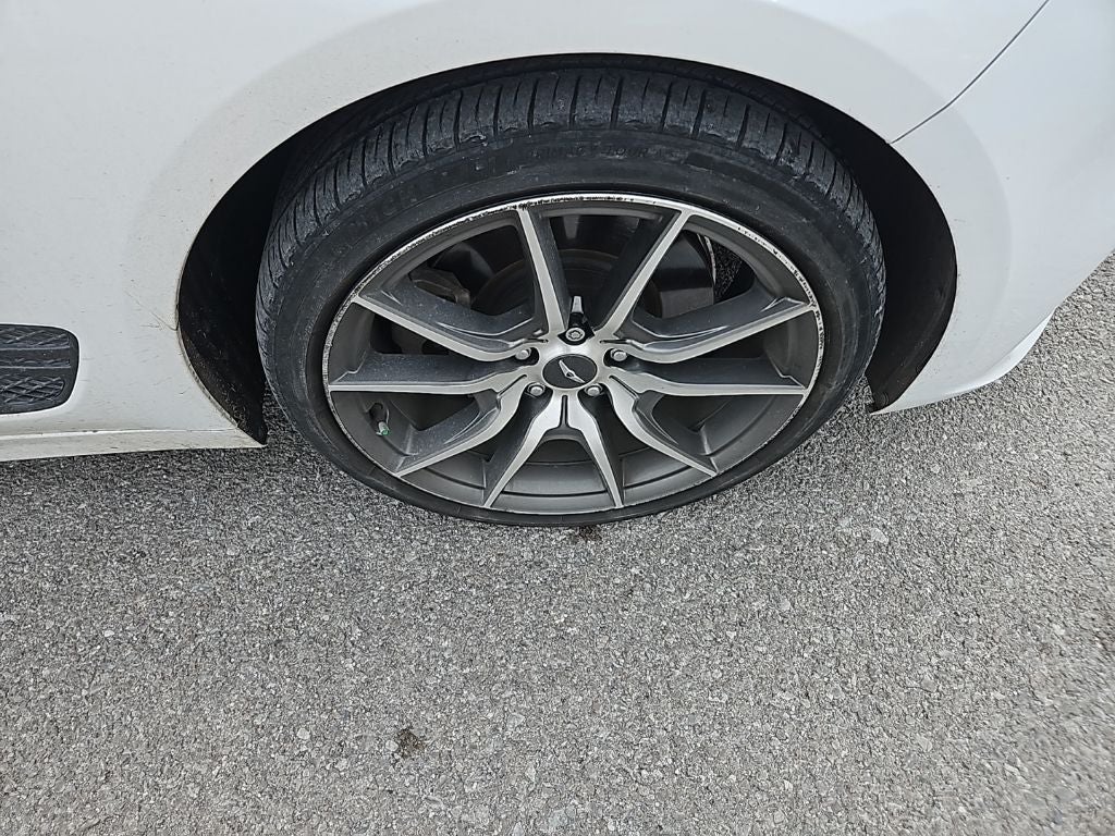 2022 Genesis G70 3.3T AWD