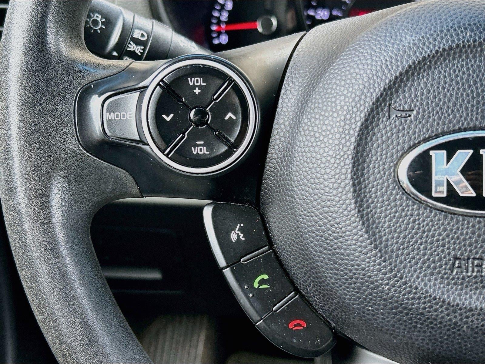2015 Kia Soul Base