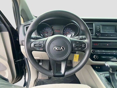 2017 Kia Sedona L