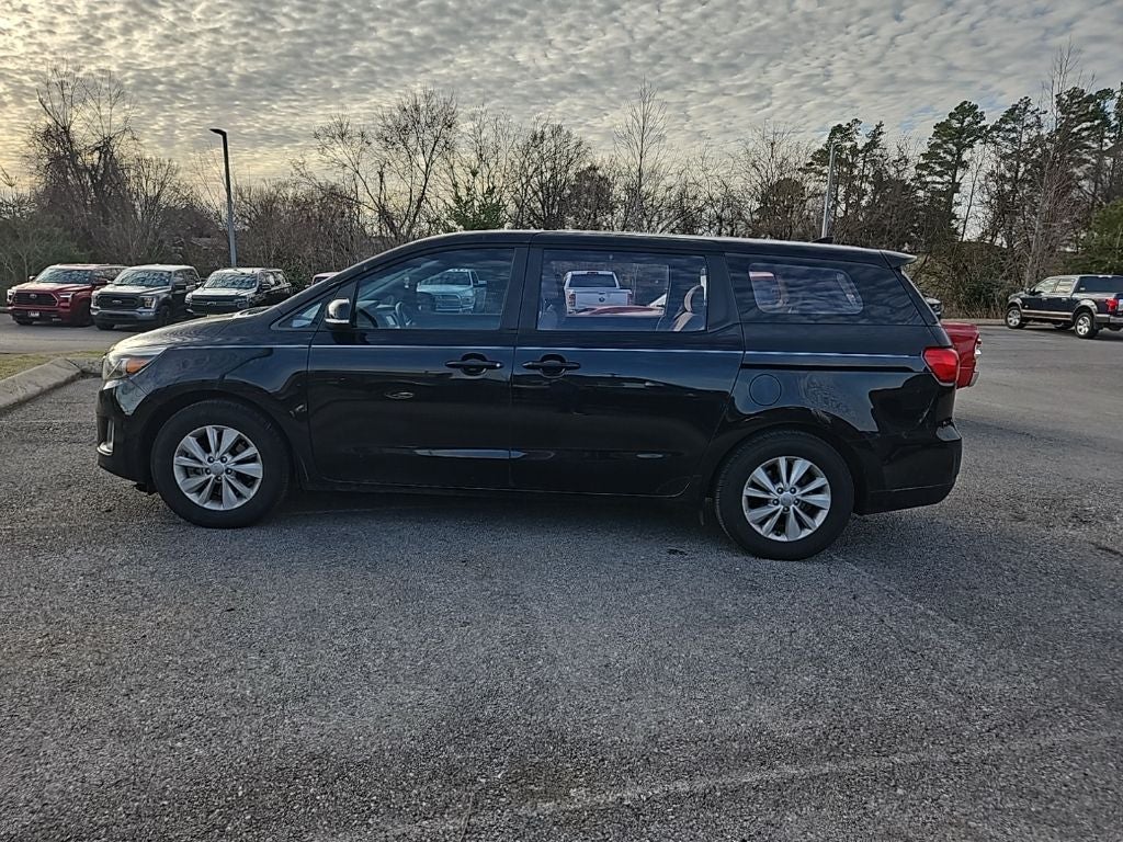 2017 Kia Sedona L