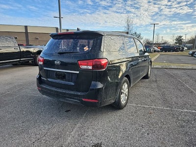 2017 Kia Sedona L