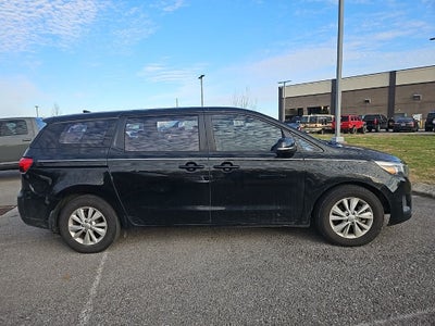 2017 Kia Sedona L