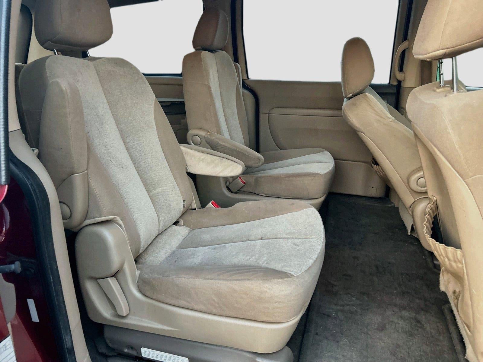 2012 Kia Sedona LX