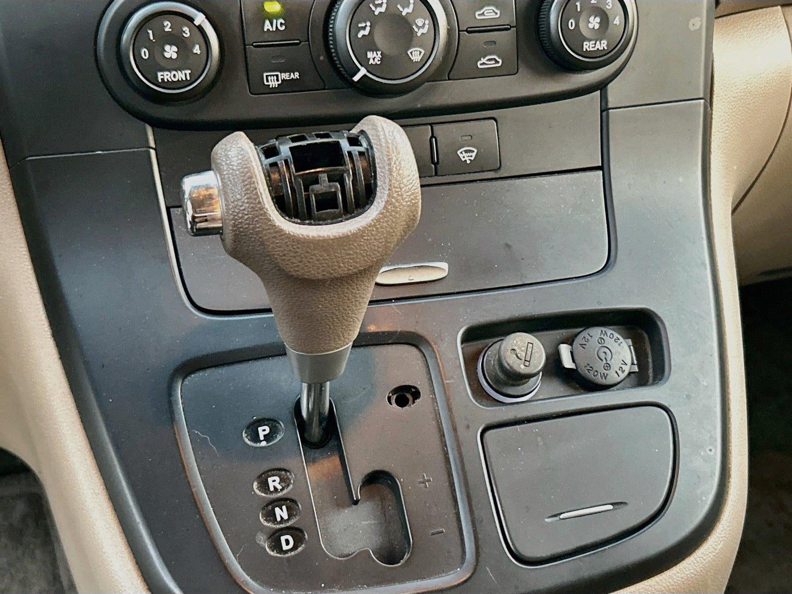 2012 Kia Sedona LX