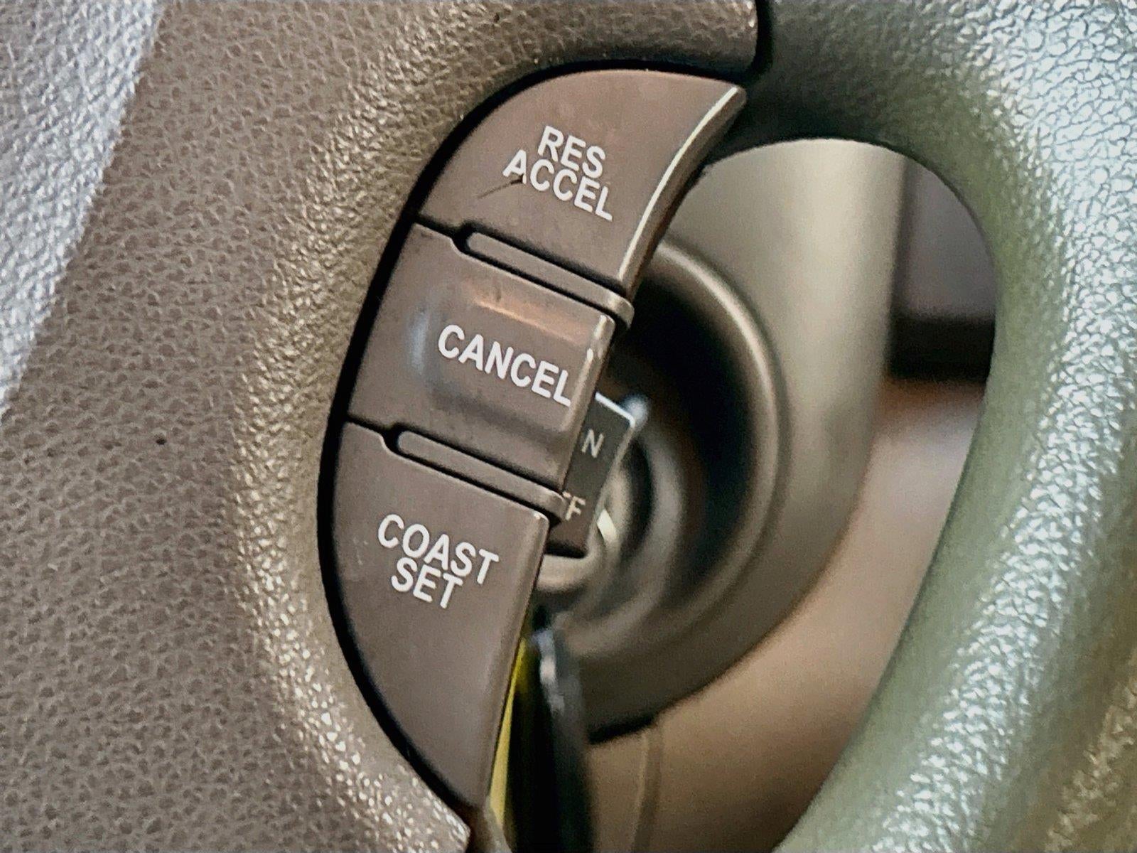 2012 Kia Sedona LX