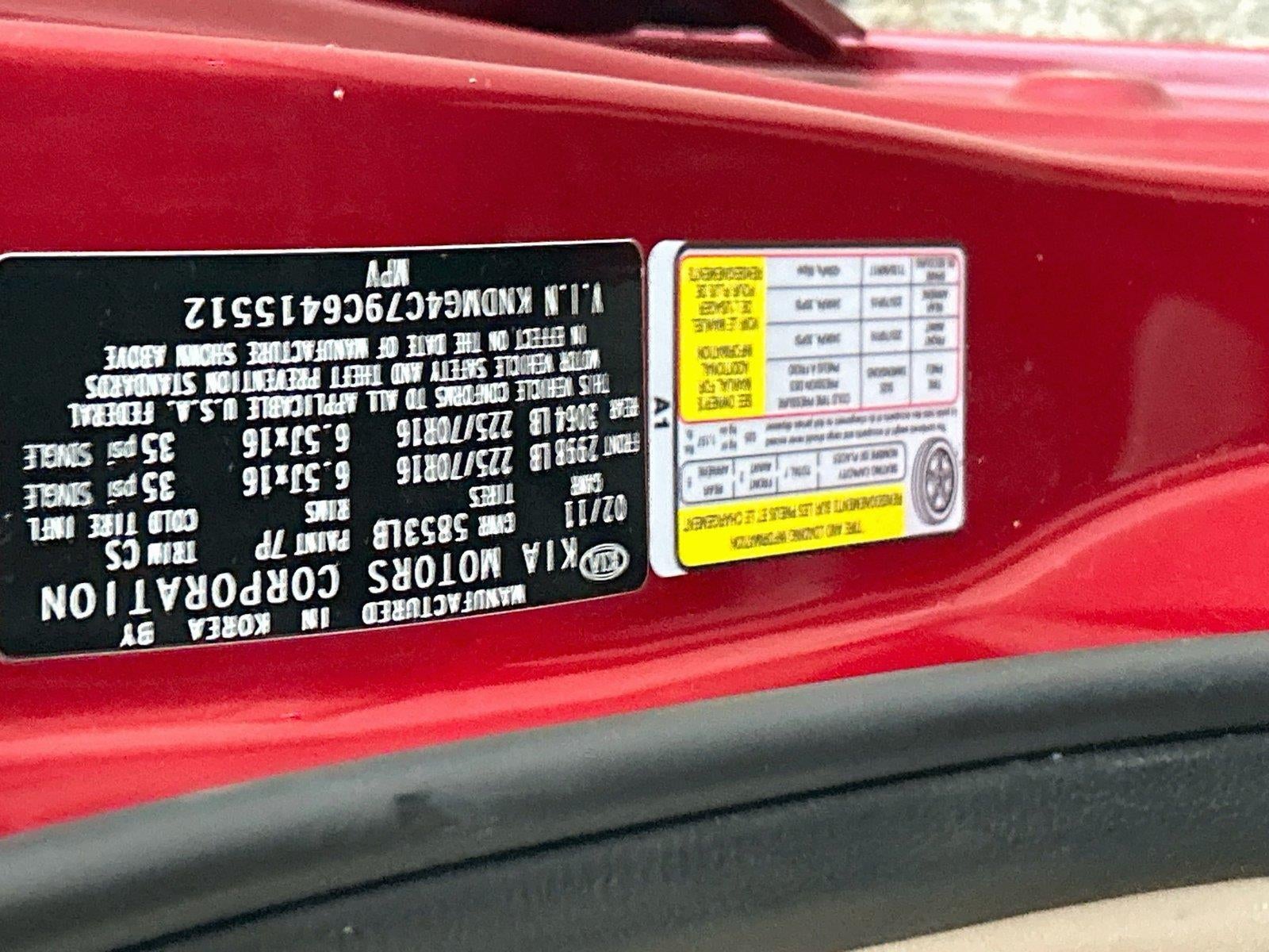 2012 Kia Sedona LX