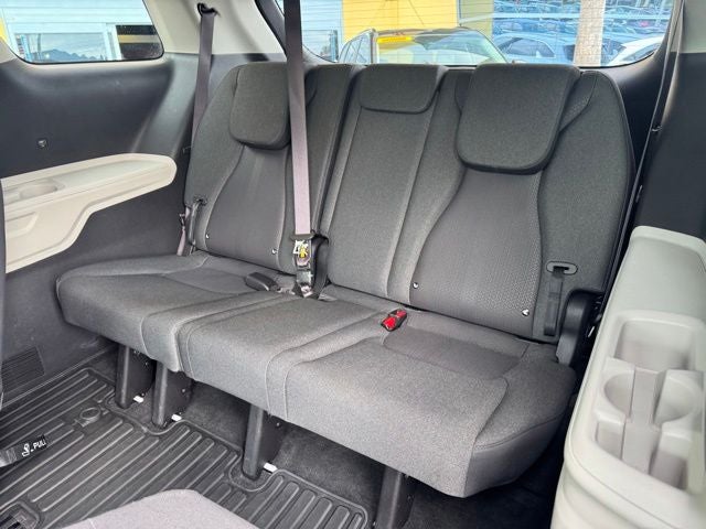 2024 Kia Carnival MPV LX
