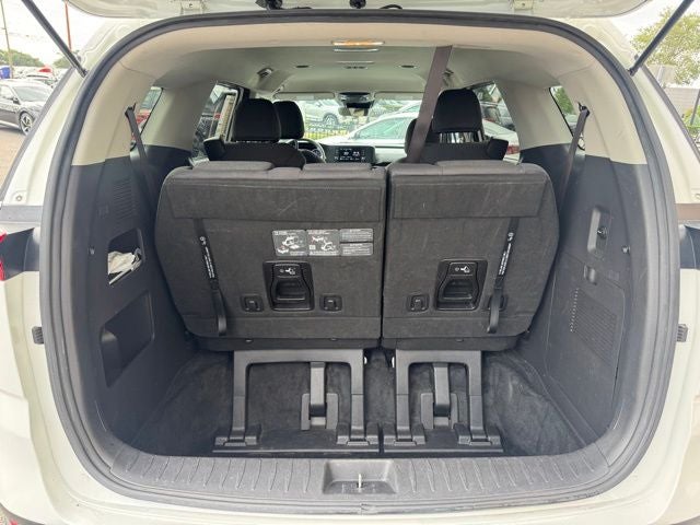 2024 Kia Carnival MPV LX