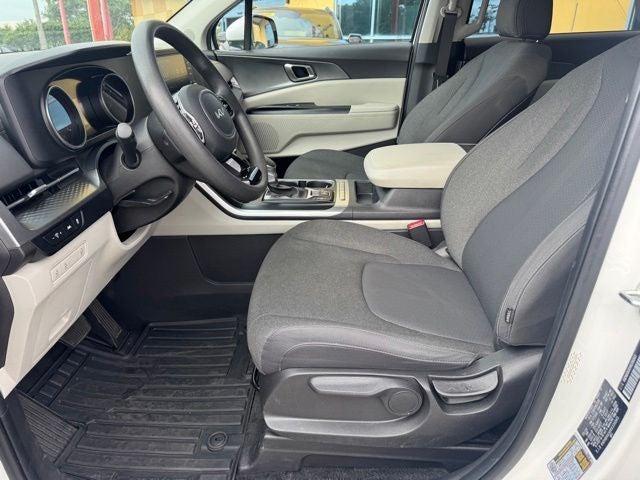 2024 Kia Carnival MPV LX