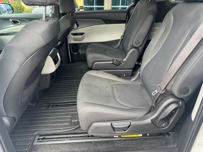 2024 Kia Carnival MPV LX