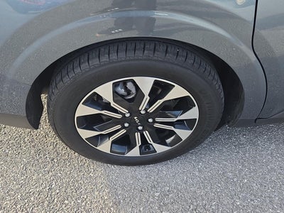 2024 Kia Carnival MPV EX