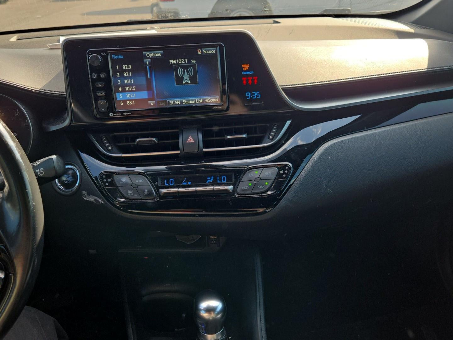 2018 Toyota C-HR XLE Premium