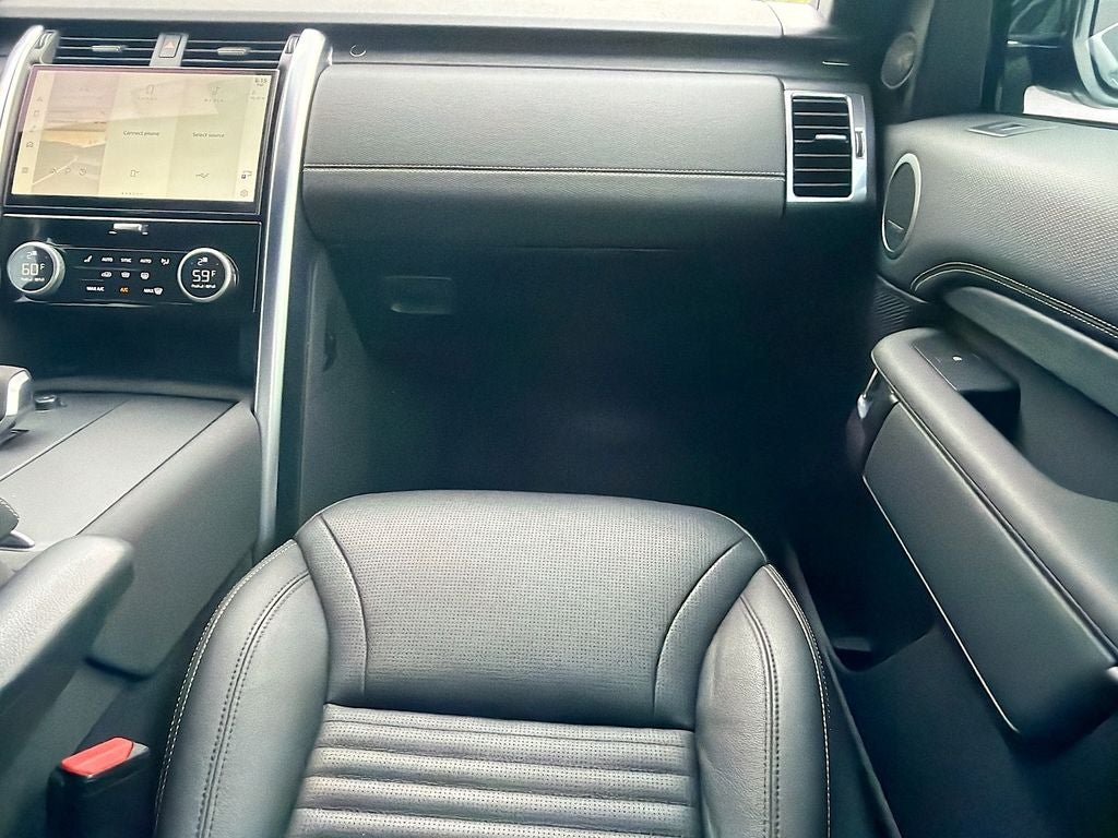 2022 Land Rover Discovery P300 S R-Dynamic
