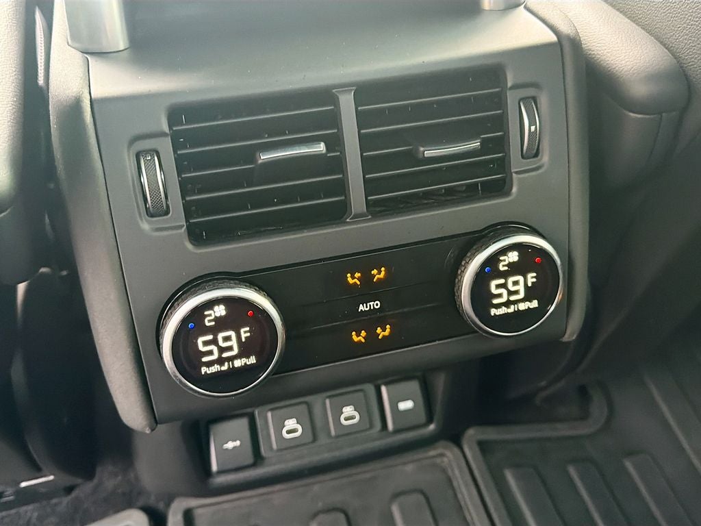 2022 Land Rover Discovery P300 S R-Dynamic