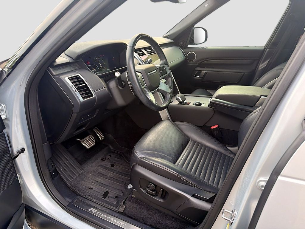 2022 Land Rover Discovery P300 S R-Dynamic