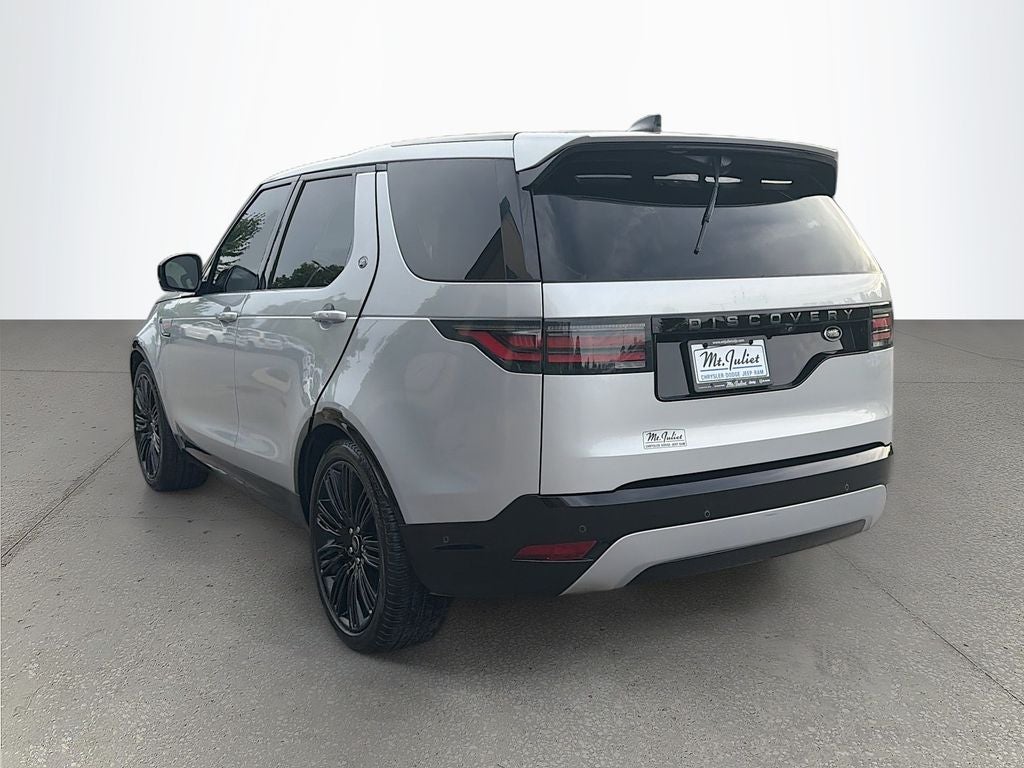 2022 Land Rover Discovery P300 S R-Dynamic