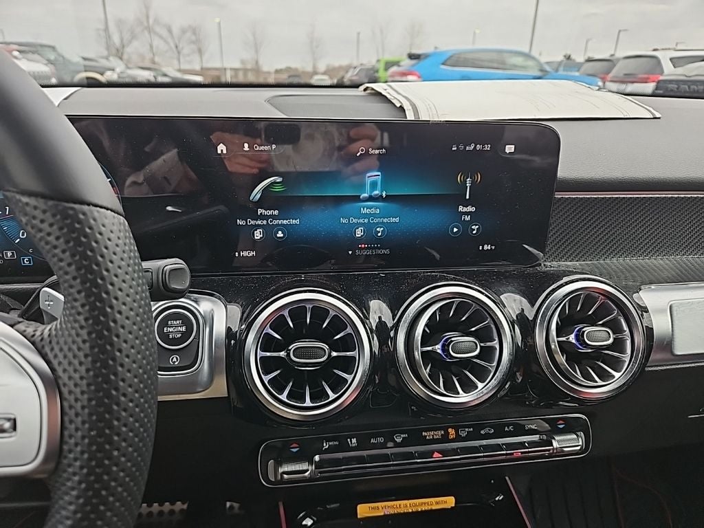 2023 Mercedes-Benz GLB 250 4MATIC®