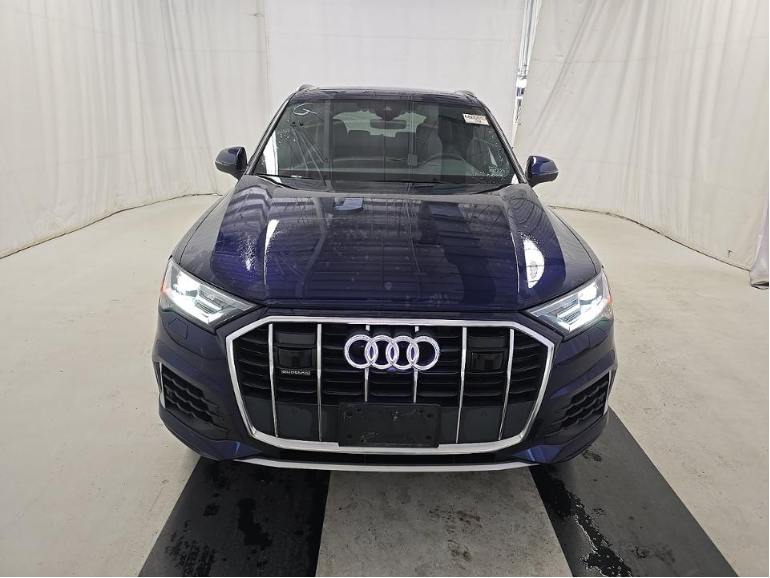 2023 Audi Q7 Premium 45 TFSI quattro Tiptronic