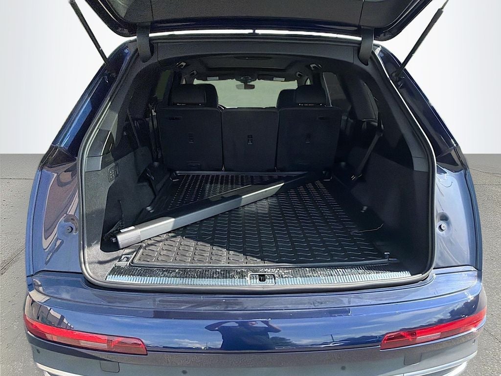 2023 Audi Q7 Premium 45 TFSI quattro Tiptronic