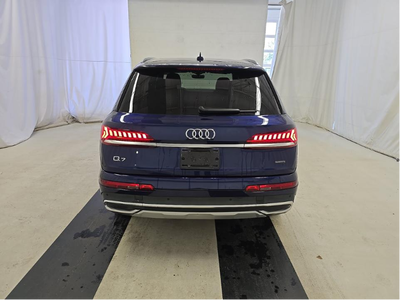 2023 Audi Q7 Premium 45 TFSI quattro Tiptronic