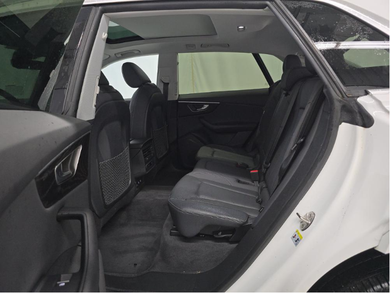 2023 Audi Q8 Premium 55 TFSI quattro Tiptronic