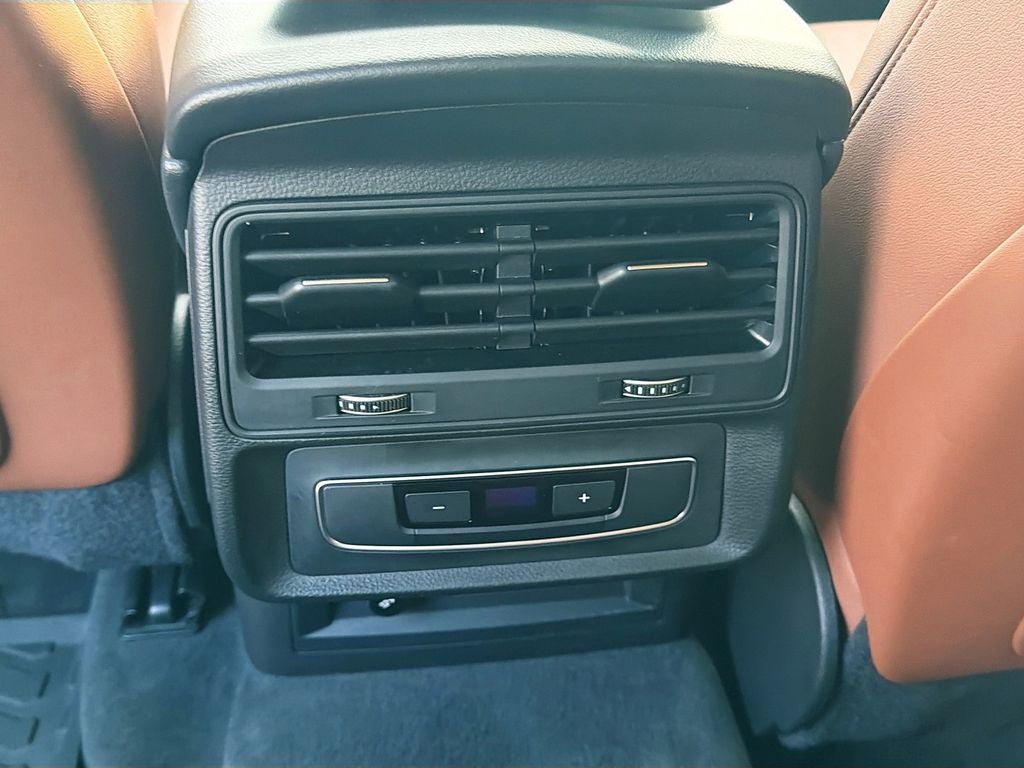 2022 Audi Q8 Premium 55 TFSI quattro Tiptronic