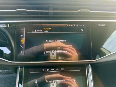 2022 Audi Q8 Premium 55 TFSI quattro Tiptronic