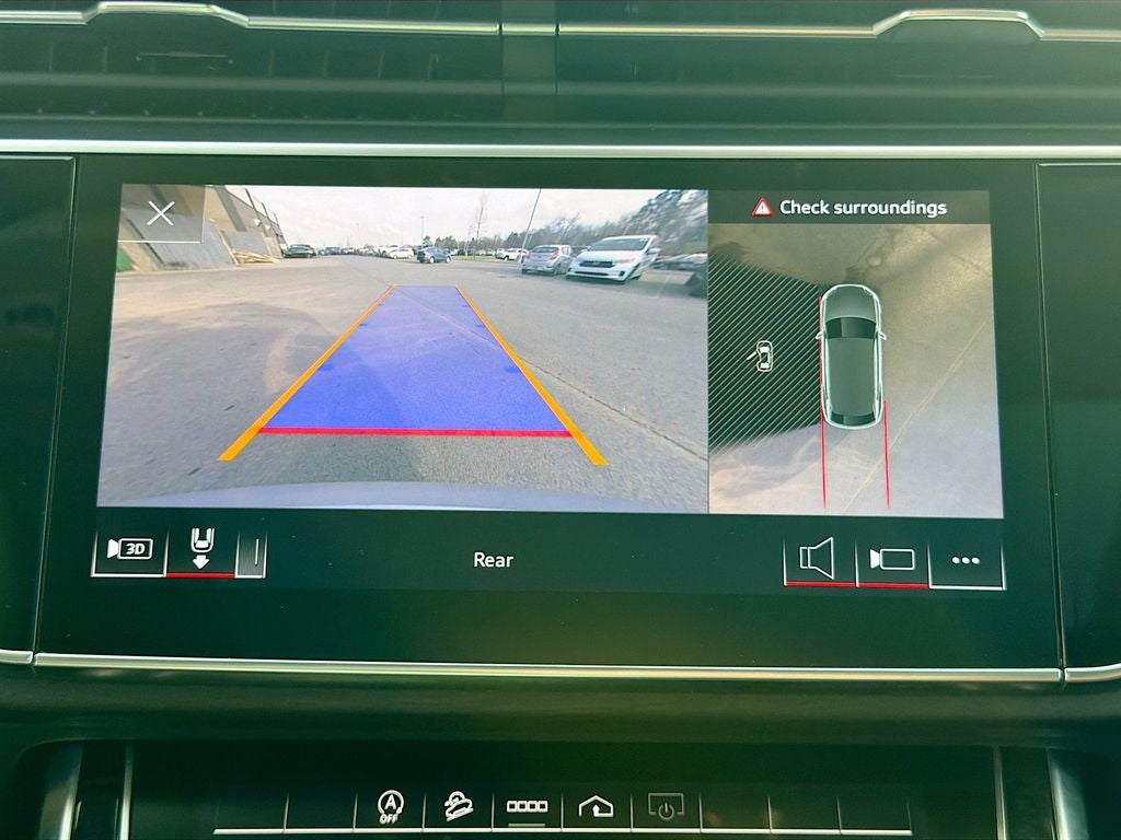 2022 Audi Q8 Premium 55 TFSI quattro Tiptronic