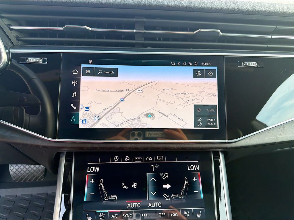 2021 Audi Q8 Premium Plus 55 TFSI quattro Tiptronic