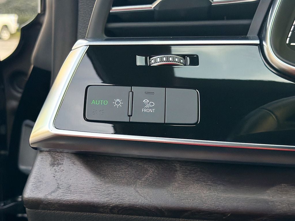 2021 Audi Q8 Premium Plus 55 TFSI quattro Tiptronic