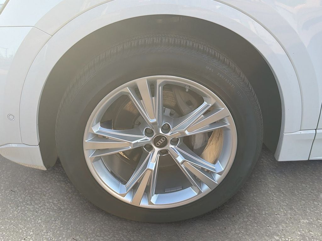 2022 Audi Q8 Premium Plus 55 TFSI quattro Tiptronic