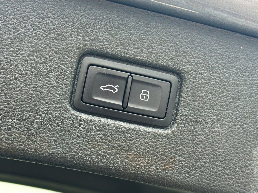 2017 Audi Q7 3.0T Premium