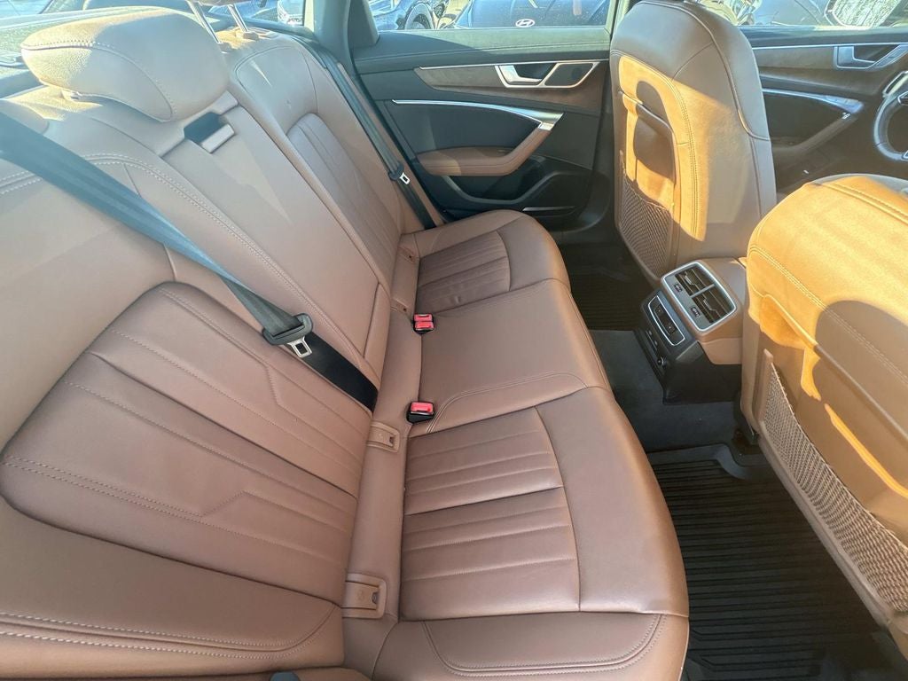 2022 Audi A6 Sedan Premium Plus 55 TFSI quattro S tronic