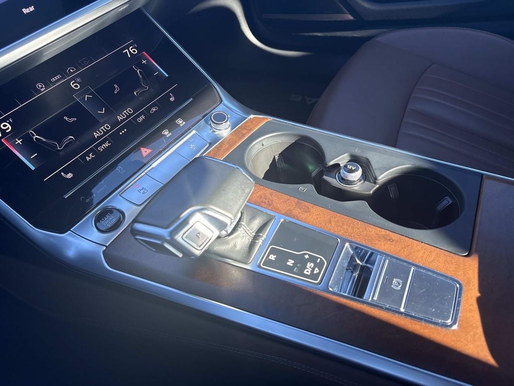 2022 Audi A6 Sedan Premium Plus 55 TFSI quattro S tronic