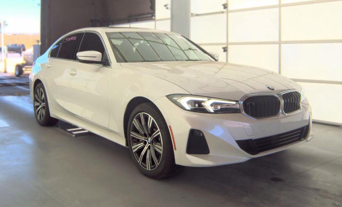 2025 BMW 330i xDrive