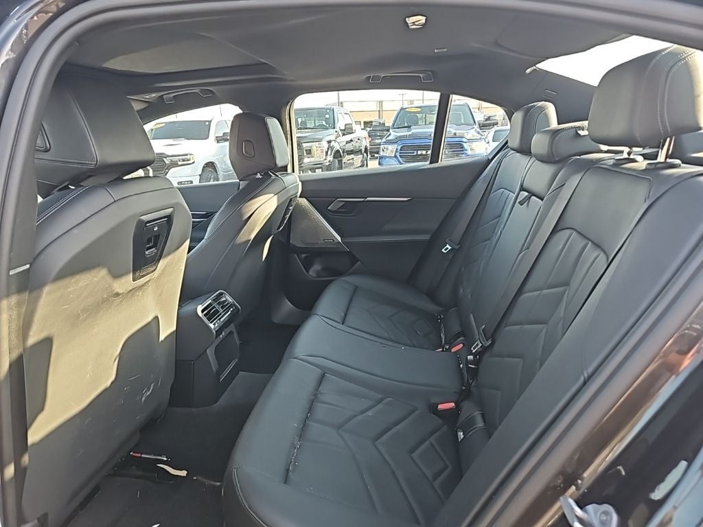 2025 BMW 540i xDrive