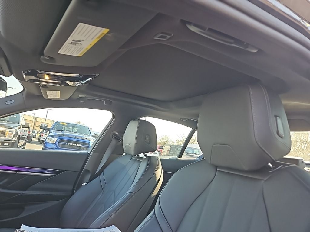 2025 BMW 540i xDrive